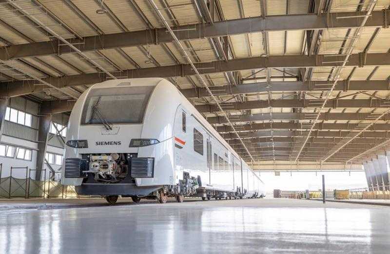 شاهد.. النقل تنشر أحدث تصوير لأعمال تنفيذ الخط الأول من القطار الكهربائي