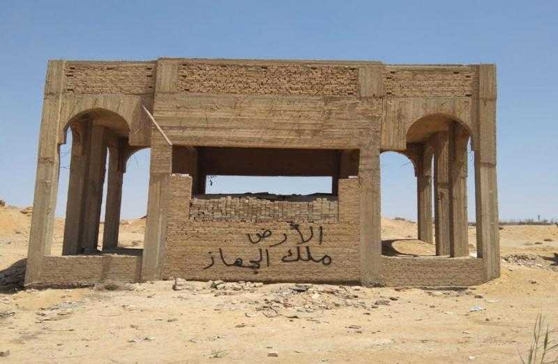 وزير الإسكان: سحب قطعة أرض بمساحة 38 فدانًا بالقاهرة الجديدة.. وإزالة مخالفات بناء بالساحل الشمالي