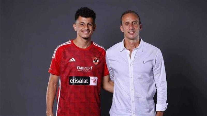 الأهلي يضم عمر الساعي لاعب الإسماعيلي بعقد مدته 5 سنوات