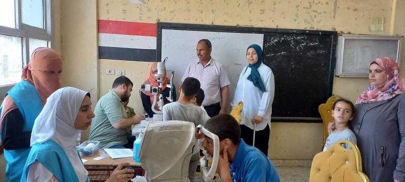 جامعة الزقازيق توجه قافلة طبية وتوعوية مجانية لقرية كفر الأشراف