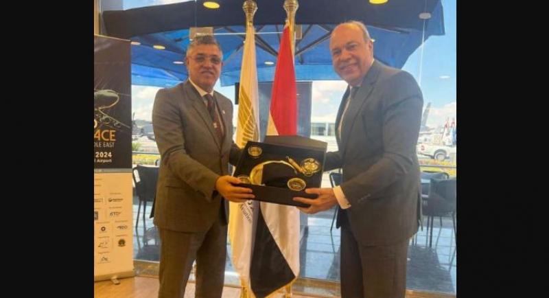 وزير الطيران يبحث مع رئيس المنظمة العالمية للأرصاد قضايا التغيرات المناخية