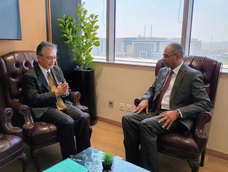 نائب وزير الإسكان يلتقى سفير اليابان بالقاهرة لبحث أوجه التعاون المشترك