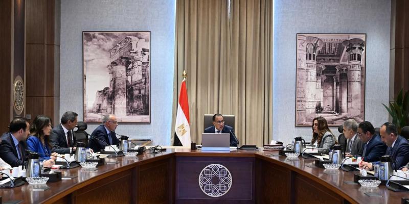رئيس الوزراء يتابع جهود وضع حلول مستدامة لمشكلات ترعة الإسماعيلية وفروعها بما يسهم في انتظام منظومة الري