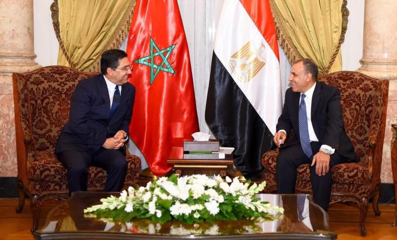 على هامش اجتماعات الجامعة العربية.. وزير الخارجية والهجرة يعقد اجتماعاً مع نظيره المغربي