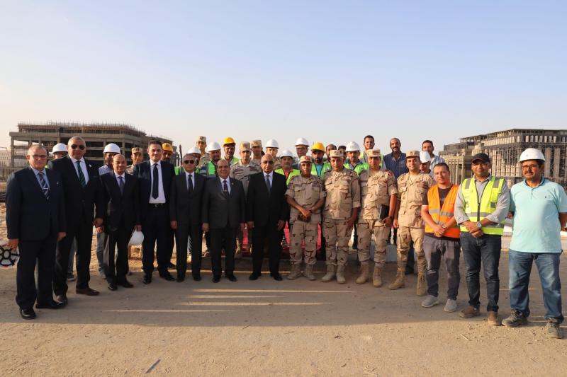 وزير العدل يتفقد مشروع مدينة العدالة بالعاصمة الإدارية الجديدة.. صور