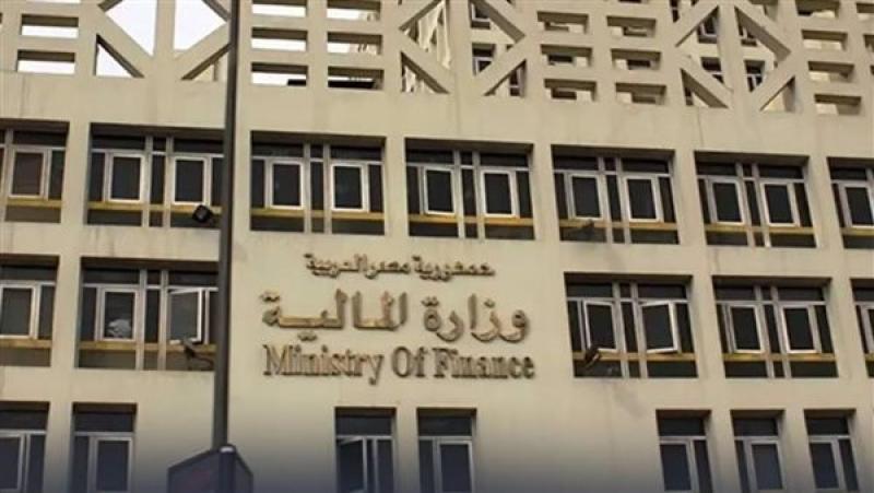 نائب وزير المالية: الحكومة تولي أهمية كبيرة بضم الاقتصاد غير الرسمي للشرعي
