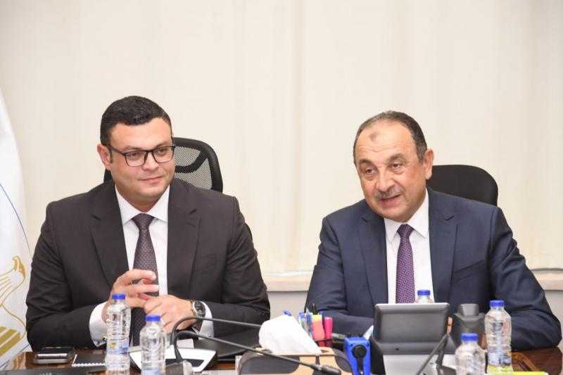وزيرا قطاع الأعمال والإسكان يبحثان مستجدات ملفات التعاون المشترك