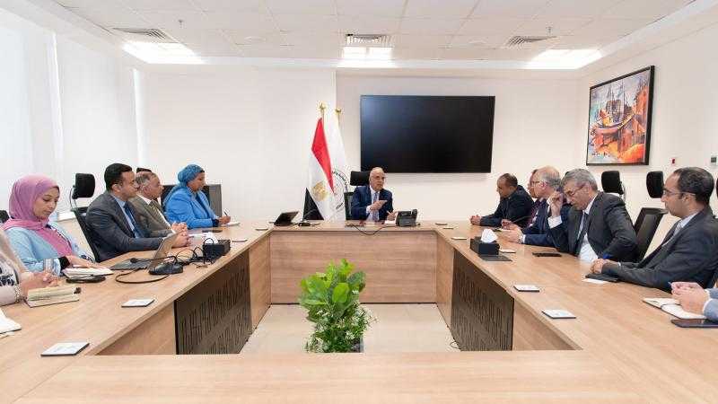 ‫وزير الرى: عرض المقتنيات التاريخية بصورة متحفية ملائمة وكود لكل قطعة