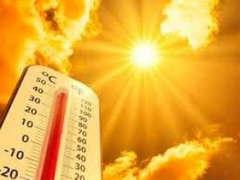 الأرصاد تعلن تفاصيل طقس الجمعة.. درجات الحرارة تتراوح ما بين 39 إلي 43 درجة