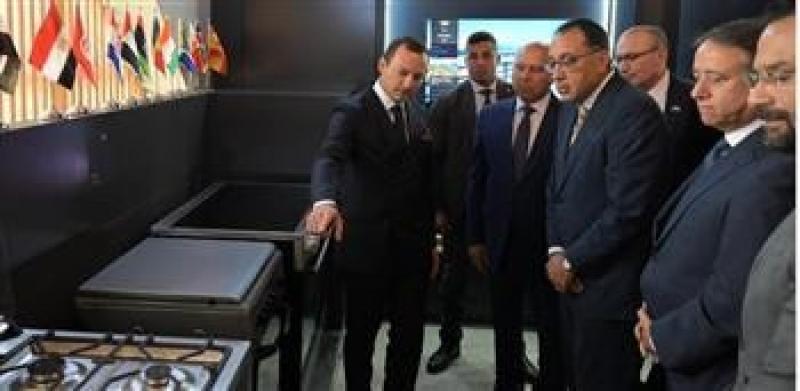 رئيس الوزراء يتفقد اليوم 4 مصانع أدوية بمدينة 6 أكتوبر