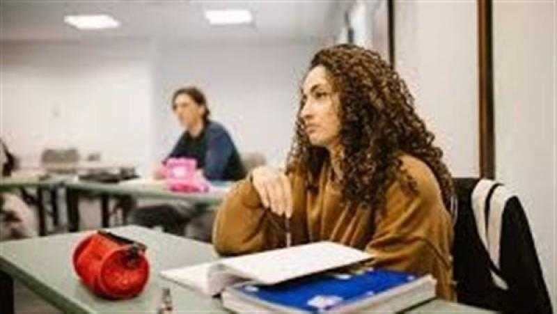 خبيرة تقدم روشتة نفسية للتعامل مع الطلاب الدارسين في الخارج