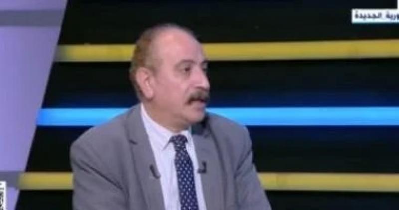 أستاذ علوم سياسية: إسرائيل تقدم لعمل عسكرى فى لبنان ليكون عوضا عن فشلها فى غزة