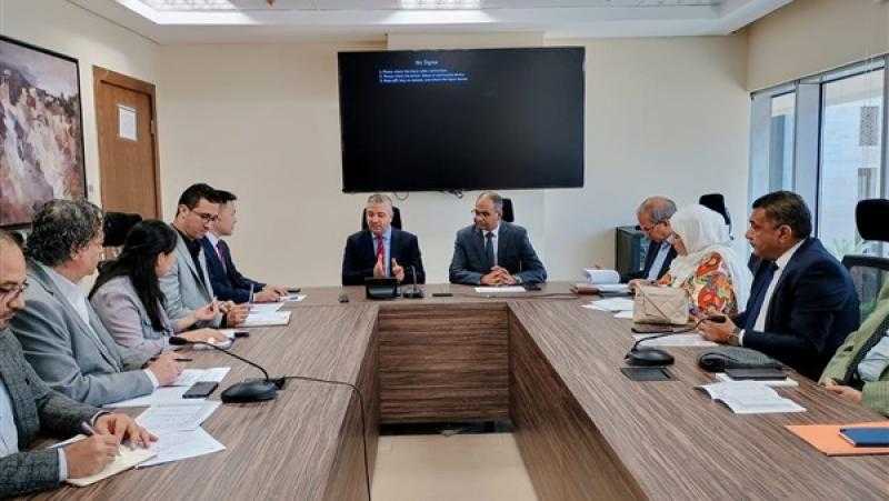 نائبا ”وزير الاسكان” و”رئيس اقتصادية قناة السويس” يبحثان فرص التعاون