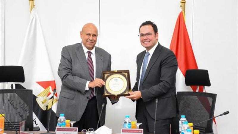 معلومات الوزراء يوقع بروتوكول تعاون مع جامعة ”النيل الأهلية” لتعزيز التعاون البحثي والأكاديمي