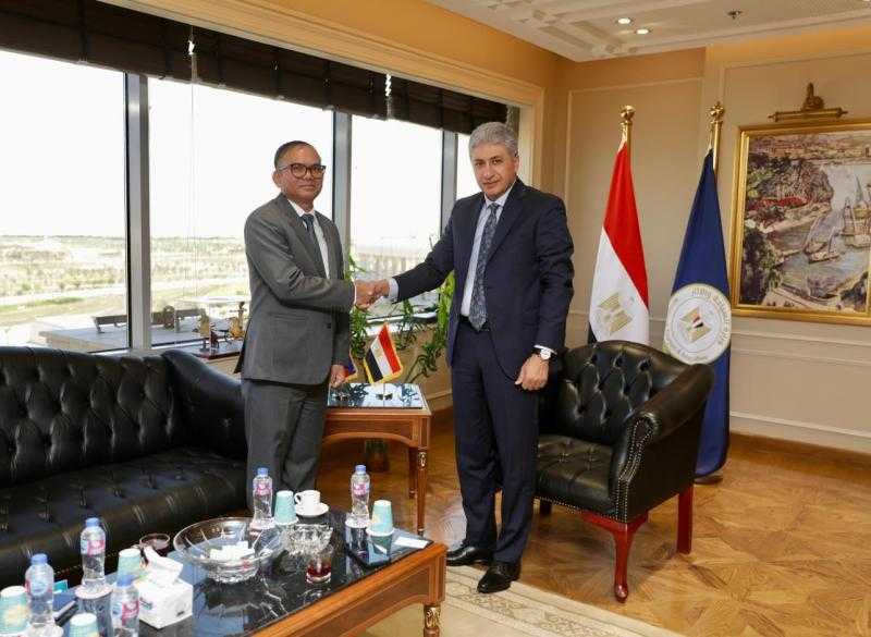 وزير السياحة وسفير كمبوديا بالقاهرة يبحثان تطوير علاقات التعاون بين البلدين
