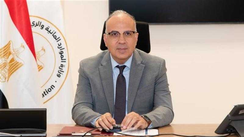 الري: التوسع في استخدام المواد الطبيعة لتنفيذ المشروعات بالمناطق الساحلية