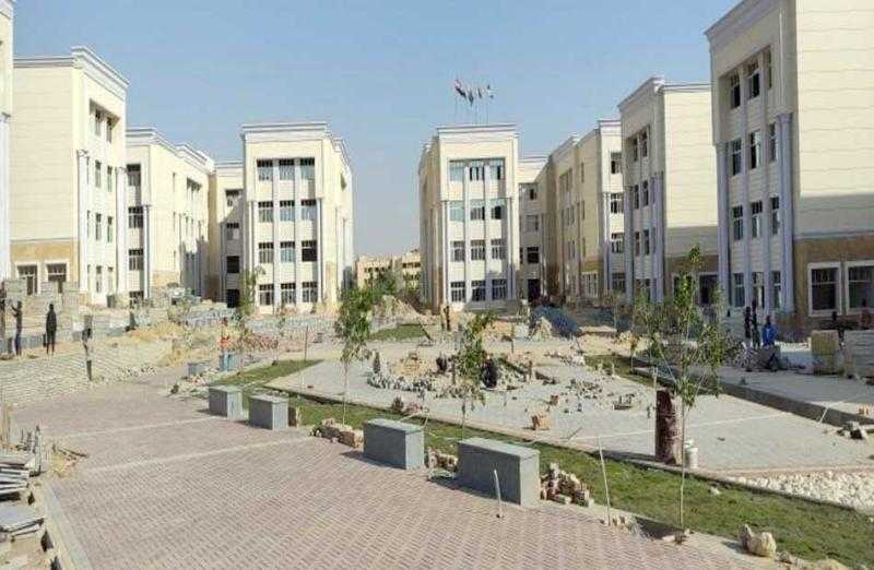 جامعة حلوان الأهلية تنظم اليوم التعريفي لبرنامج المختبرات الطبية