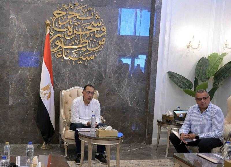 رئيس الوزراء يستعرض الموقف التنفيذى لمشروع التجلى الأعظم فوق أرض السلام