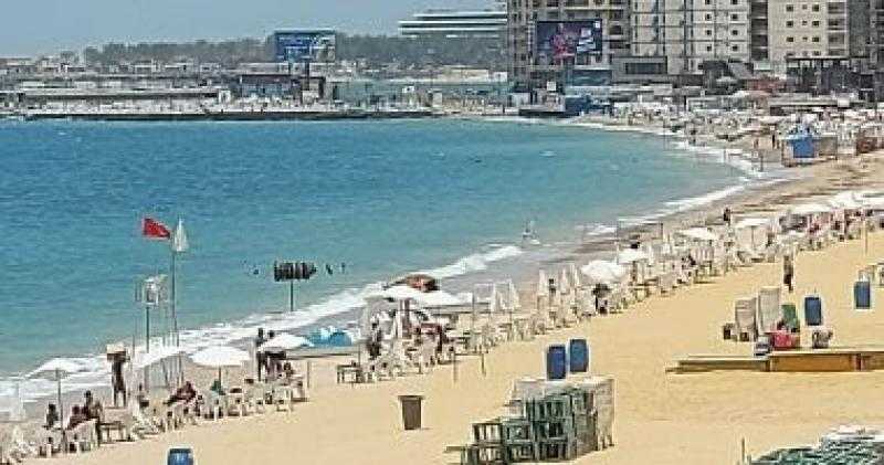 رفع الراية الحمراء فوق شواطئ المتوسط .. الأرصاد تحذر من ارتفاع الأمواج وزيادة نشاط الرياح