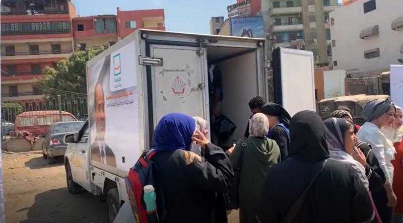 مؤسسة حياة كريمة تفتتح منفذا بالبساتين لتوزيع لحوم بأسعار مخفضة