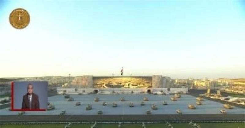 الرئيس السيسي وبن زايد يشهدان عرض قوات الصاعقة بحفل تخرج الكليات العسكرية