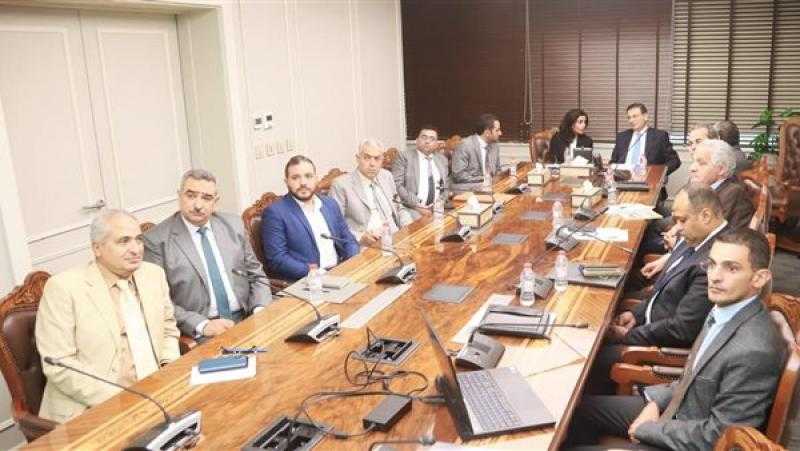 وزير الزراعة يلتقي مجموعة الغانم لبحث زيادة الاستثمارات الكويتية في مصر