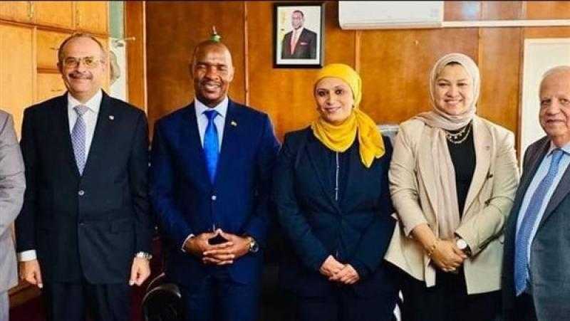 المقاولون العرب تزور زيمبابوي للتعاون في مجالات البناء والتشييد والتنمية