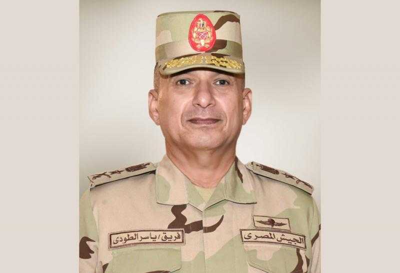 الرئيس السيسي يصدّق على ترقية قائد قوات الدفاع الجوي إلى رتبة الفريق