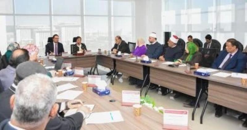 ”معلومات الوزراء” يناقش جهود تنفيذ الاستراتيجية الوطنية للسكان والتنمية 2023-30