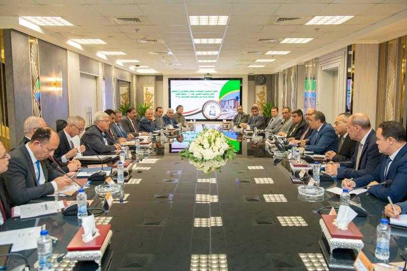 وزيرا الإنتاج الحربى والتعليم العالى يبحثان تعزيز التعاون المُشترك