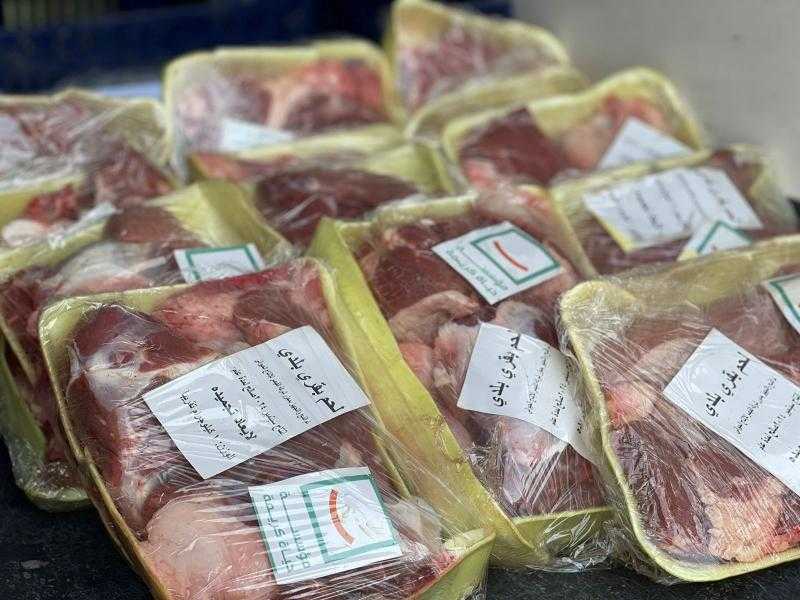 حياة كريمة تواصل حملتها لتوفير اللحوم والدواجن بأسعار مخفضة وتتوسع في منافذ البيع