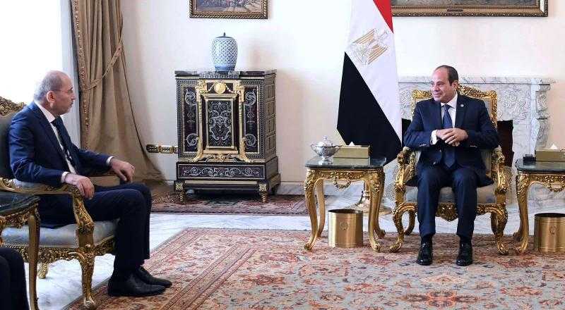 الرئيس السيسي يؤكد اعتزاز مصر بعلاقاتها التاريخية الوثيقة مع الأردن