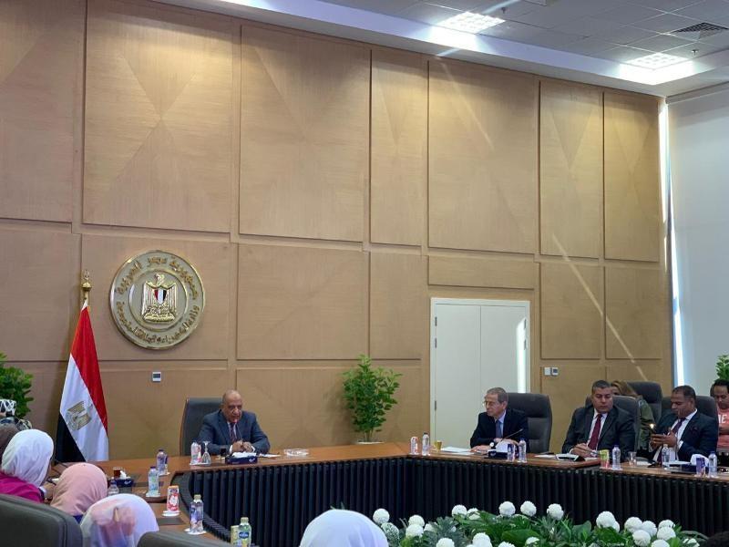 وزير الكهرباء: الدولة قامت بتخصيص 40 مليار متر مربع لمشروعات الطاقة الجديدة والمتجددة