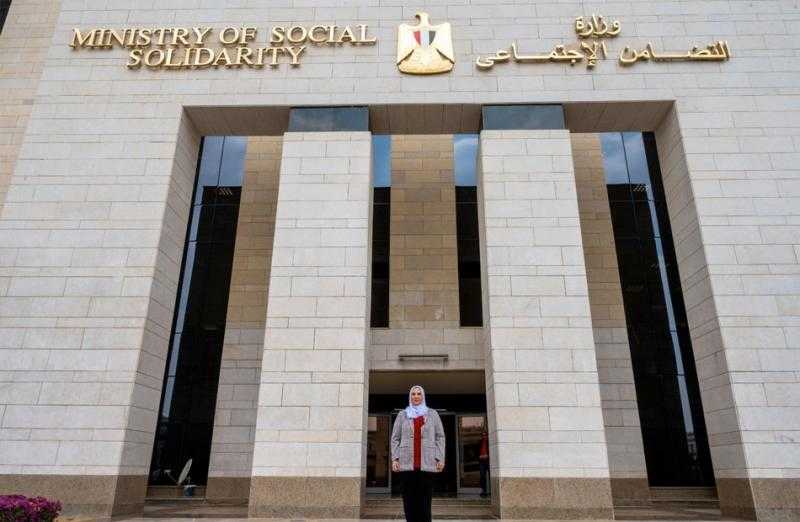 التضامن: بحث الطلبات والتظلمات المقدمة من الأسر الراغبة في كفالة أطفال وعقد مقابلات شخصية