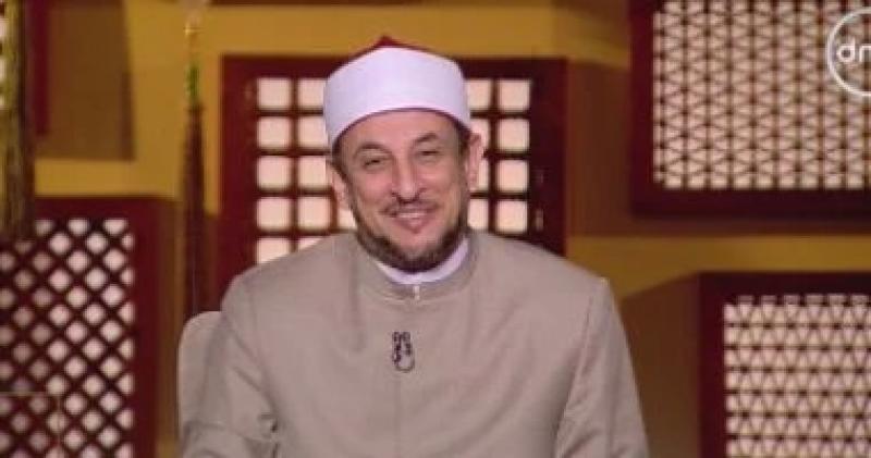 رمضان عبد المعز يرد على منكري وجود الله: نحن في زمنٍ نحتاج فيه لنور الإيمان