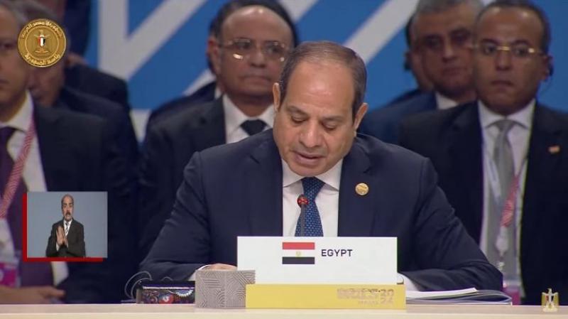 الرئيس السيسي: التطورات الدولية أظهرت أن الدول النامية تعانى إشكالية الديون والاقتراض