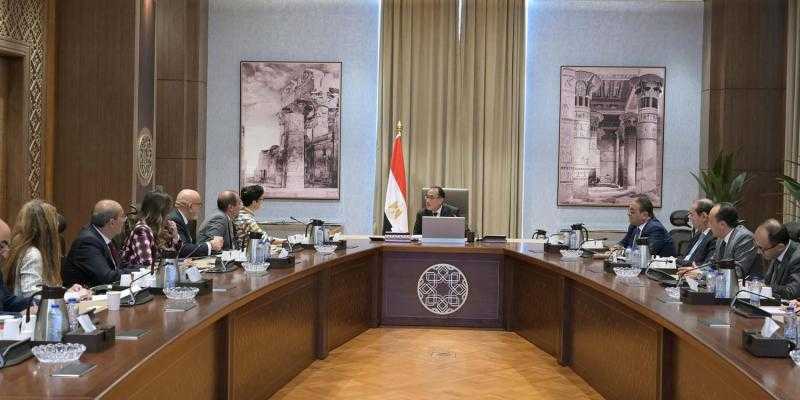 رئيس الوزراء يلتقي الرئيس التنفيذي لمجموعة ”سيتي جروب” العالمية