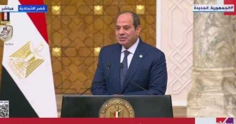 الرئيس السيسي: توافق تام مع الجزائر بشأن أهمية استعادة الاستقرار فى المنطقة