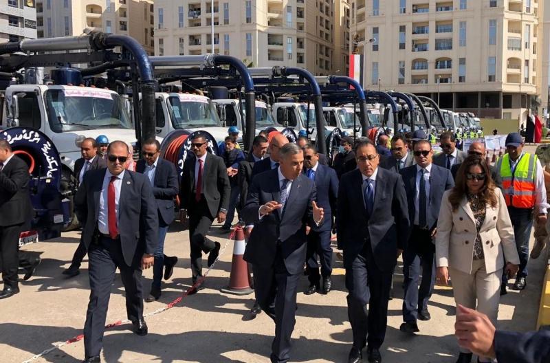 رئيس الوزراء يتابع مشروع الإستراتيجية المتكاملة لإدارة مياه الأمطار بالإسكندرية
