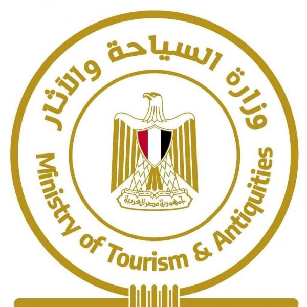 وزارة السياحة والآثار توضح متابعتها حادث غرق جزئي لأحد الفنادق العائمة بمحافظة الأقصر