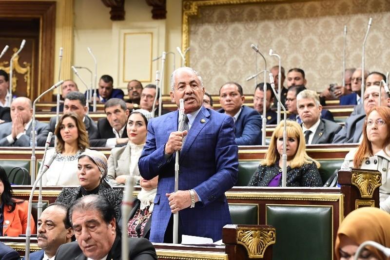 رئيس دفاع النواب يستعرض تقرير مشروع قانون لجوء الأجانب