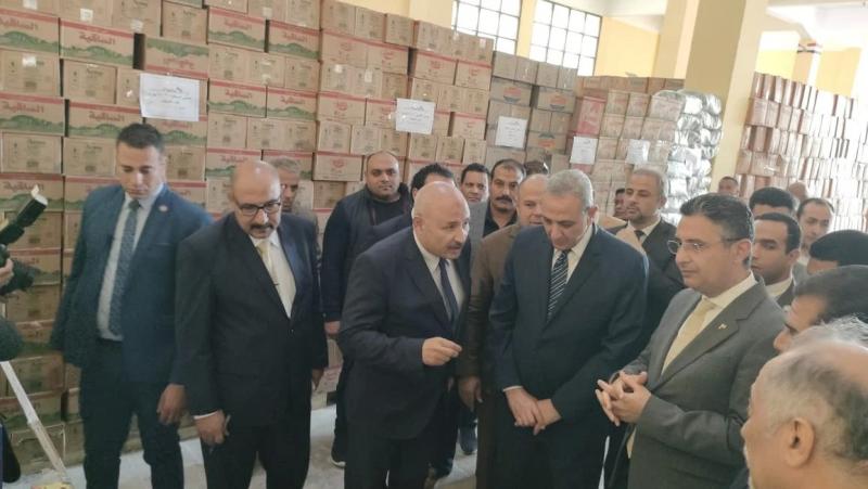 جولة وزير التموين بالغربية تكشف توافر السلع بمنافذ الوزارة وطرح منتجات بسعر مخفض