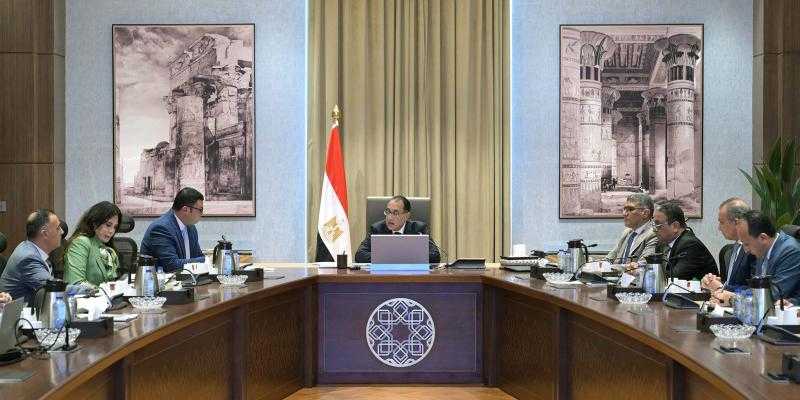 مدبولي يتابع تطوير أرض مطار إمبابة.. ويوجه برفع كفاءة الوحدات المبنية والاهتمام بالحديقة