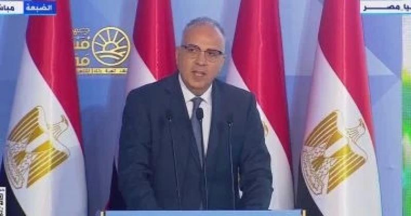 وزير الري يؤكد أهمية مراقبة نوعية المياه الناتجة عن المصانع