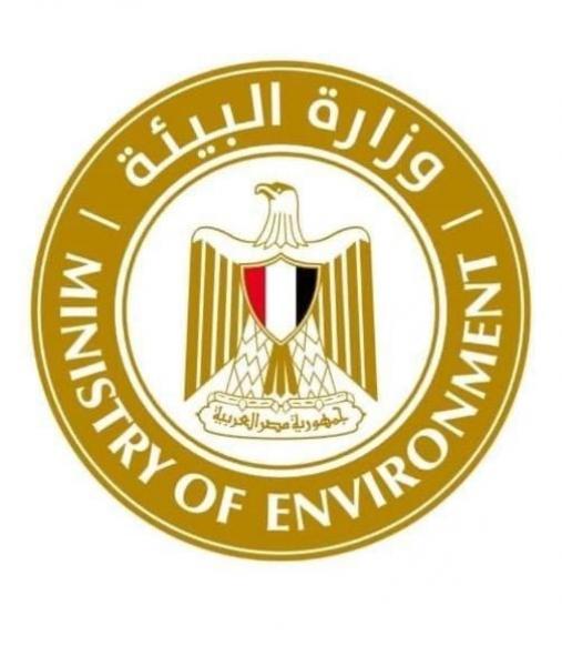 وزيرة البيئة تؤكد: غرق سفينة الشحن بمنطقة القصير.. رفع درجة الاستعداد القصوى لإحتواء الموقف