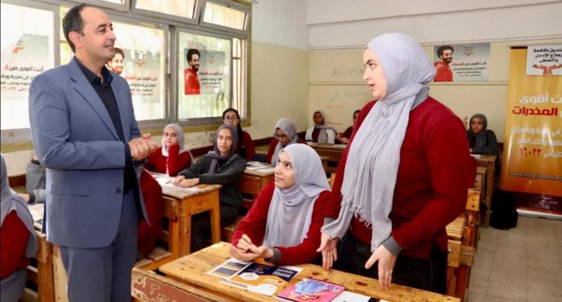 «مكافحة الإدمان»: تنفيذ برامج توعية بمخاطر المخدرات في 8 آلاف مدرسة و40 جامعة