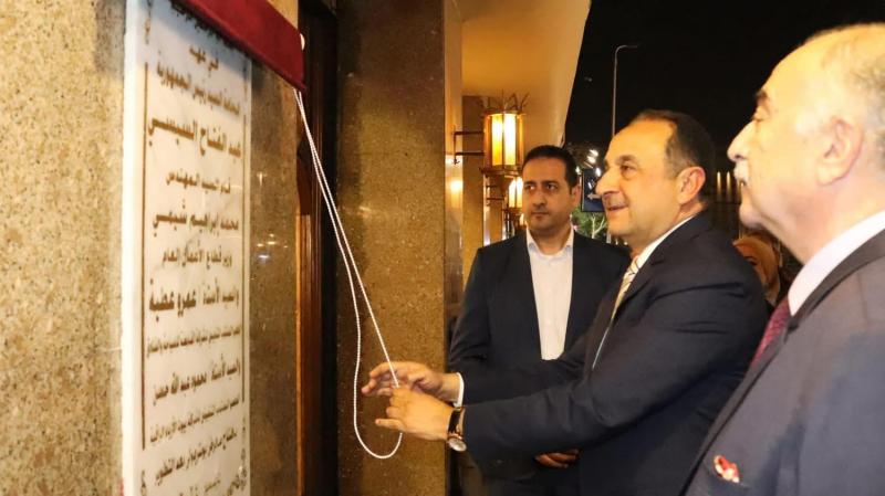 وزير قطاع الأعمال العام يفتتح معرض ”بونتريمولي” التاريخي بعد التطوير.. صور