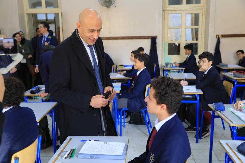 خلال تفقد ”العائلة المقدسة الجزويت”.. وزير التعليم: العلاقات الثقافية بين مصر وفرنسا تتميز بتاريخ طويل