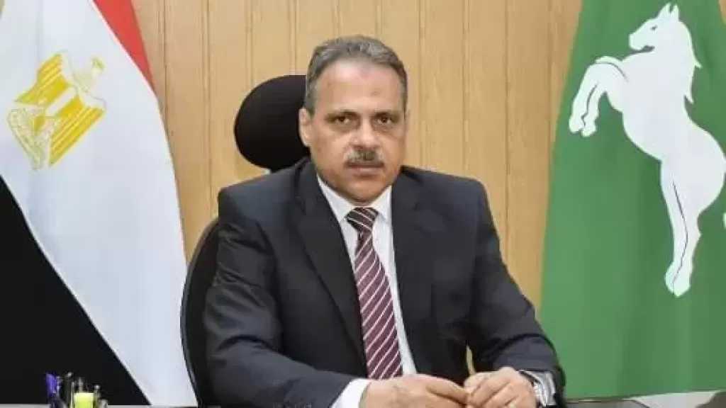محافظ الشرقية يشيد بتصدر القوافل الطبية المركز الأول لـ48 شهرًا متتاليًا