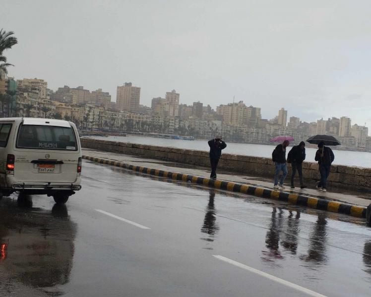 اضطراب في الملاحة ونشاط للرياح.. تعرف على طقس الإسكندرية اليوم